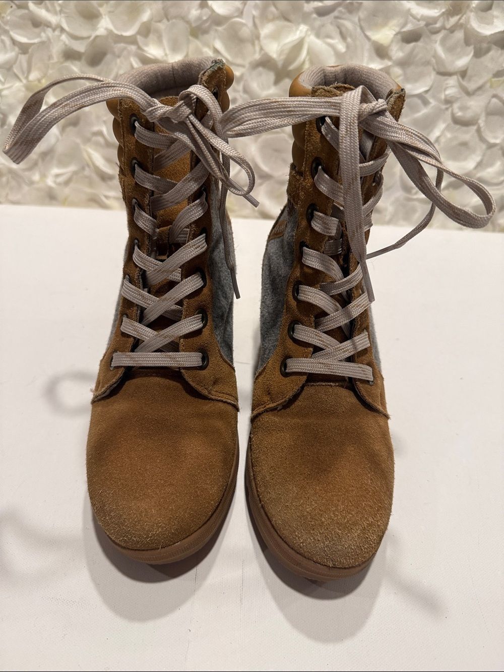 Sorel Brown Suede Lace-Up Ankle Boots with Gray Panels